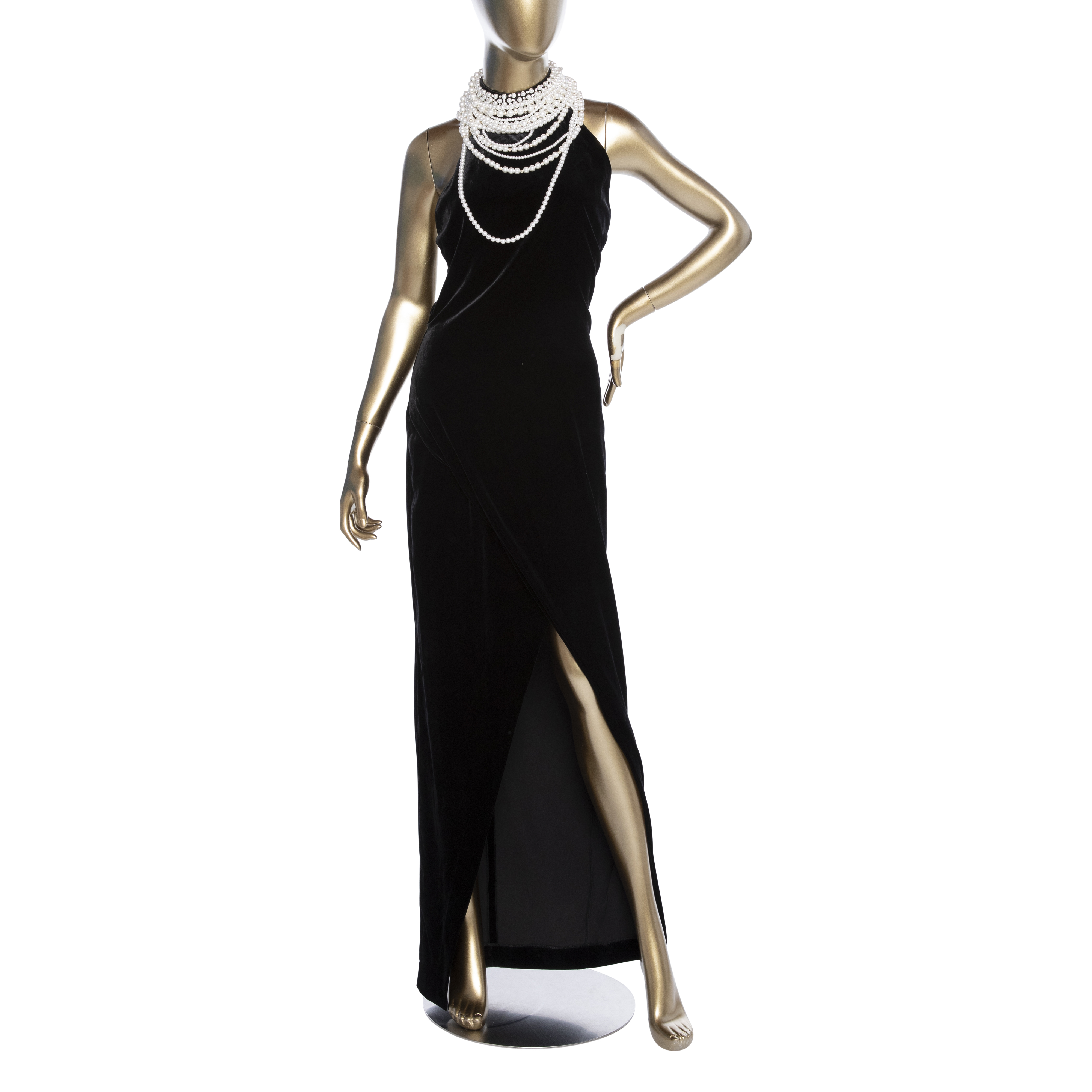 Pearl-embellished velvet gown in black - Balmain