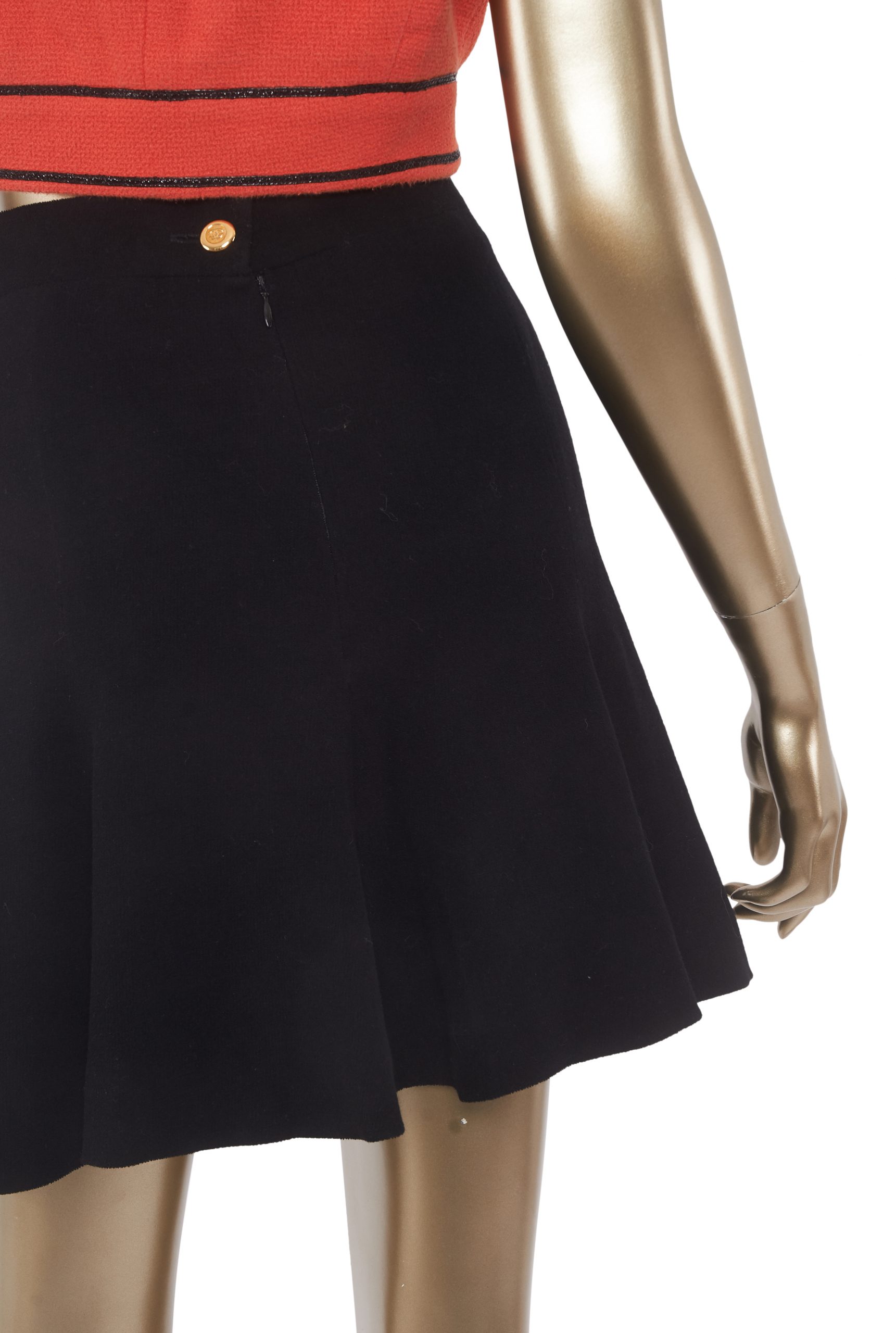 CHIC Vintage Chanel Style Suit Pattern VOGUE 8841, Jacket, Slim Skirt – A  Vintage shop